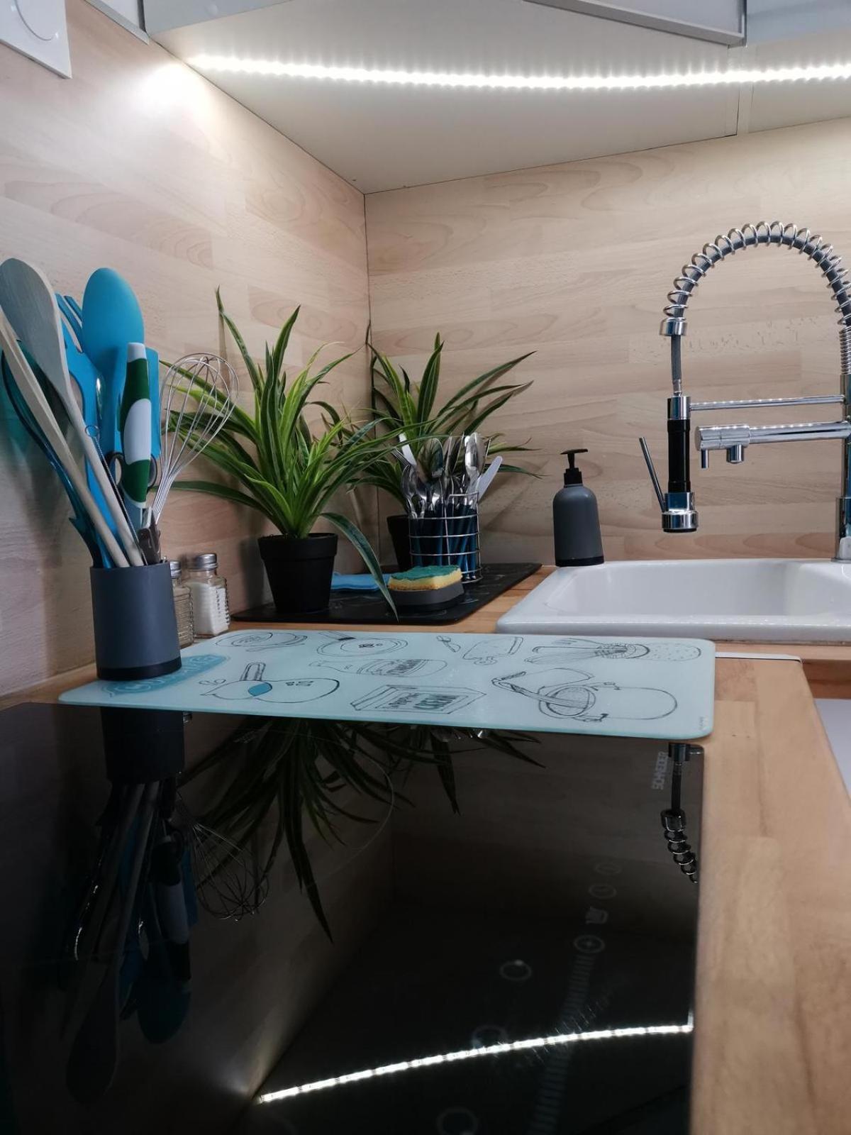 Appartement Vue Mer,Acces Direct Plage,Fibre,Clim,Parking Public Gratuit 르발카레스 외부 사진