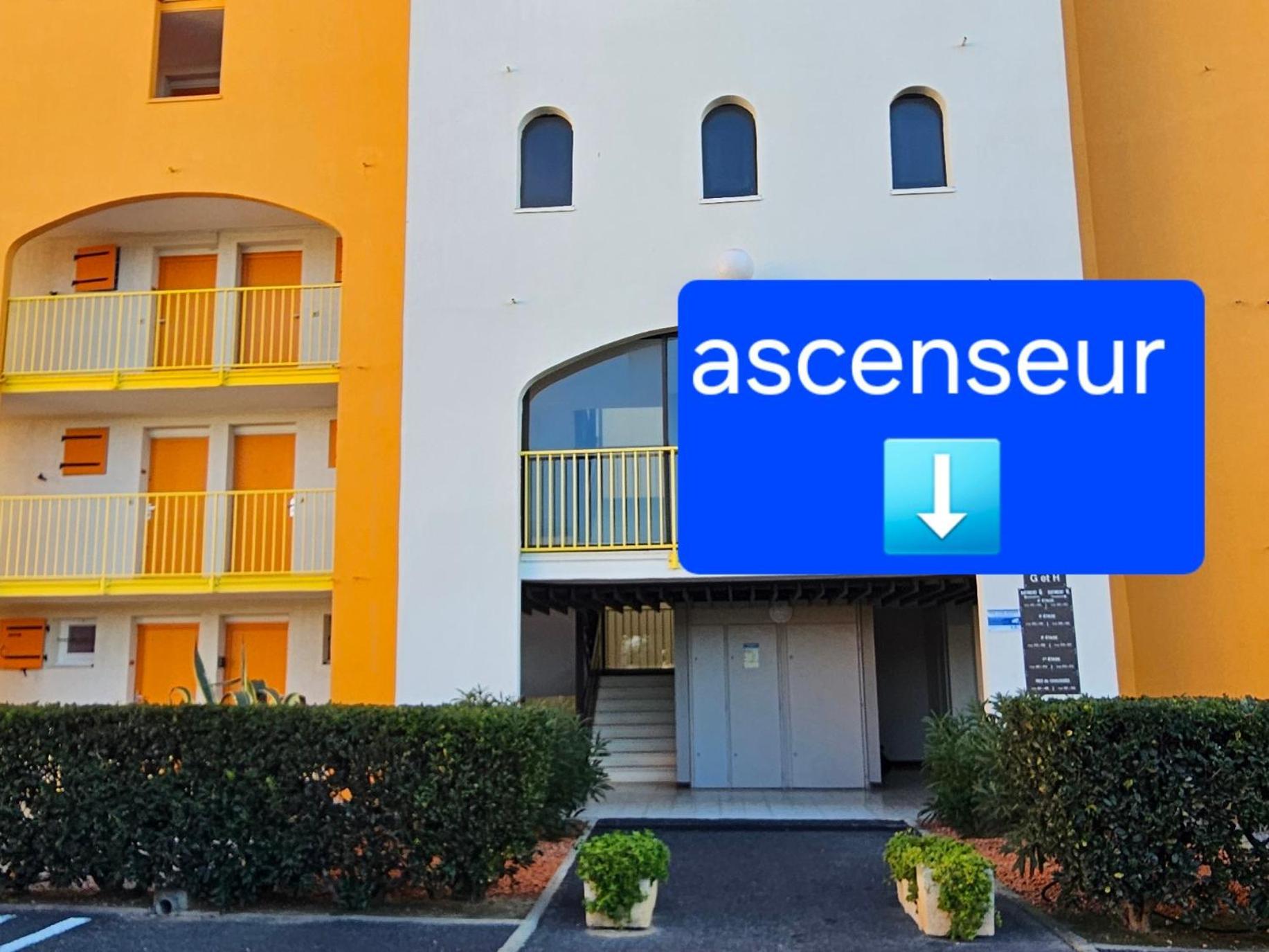 Appartement Vue Mer,Acces Direct Plage,Fibre,Clim,Parking Public Gratuit 르발카레스 외부 사진