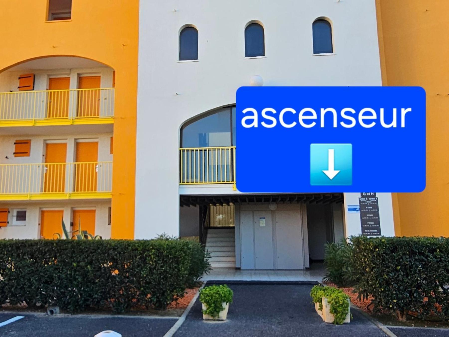 Appartement Vue Mer,Acces Direct Plage,Fibre,Clim,Parking Public Gratuit 르발카레스 객실 사진